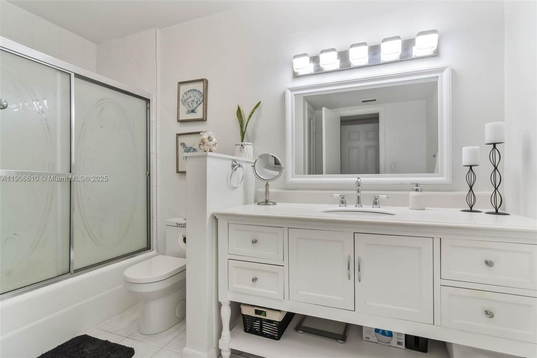 For Sale: $460,000 (2 beds, 2 baths, 1507 Square Feet)