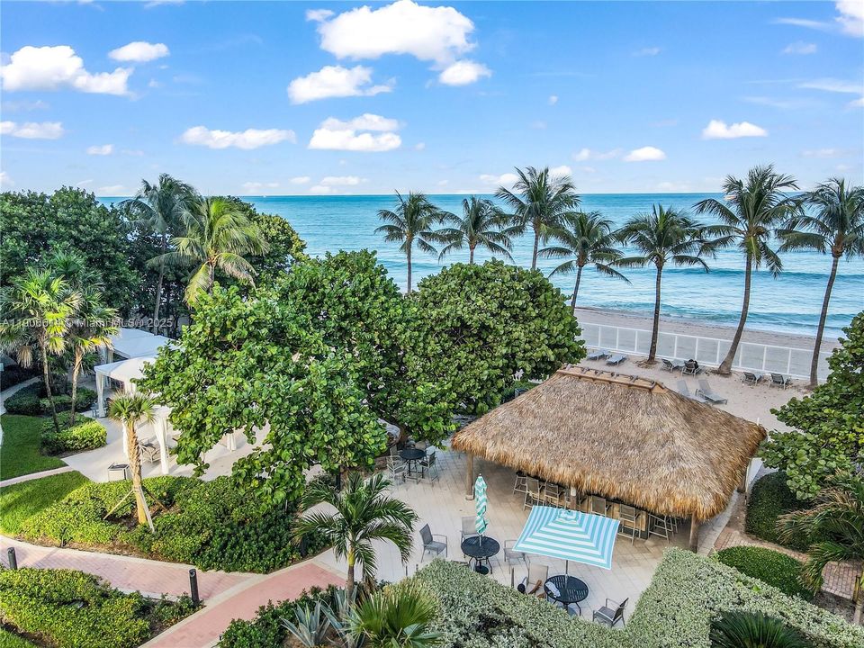 Active With Contract: $449,000 (2 beds, 2 baths, 1212 Square Feet)