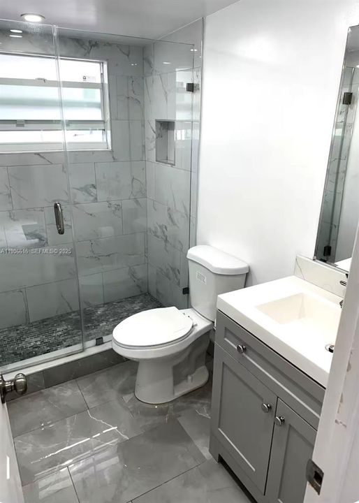 待售: $890,000 (4 贝兹, 3 浴室, 1795 平方英尺)