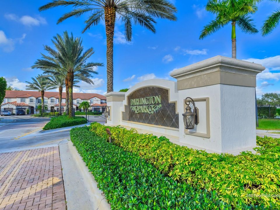 En Venta: $595,000 (3 camas, 2 baños, 1985 Pies cuadrados)