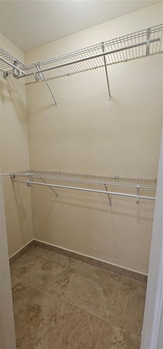 Recently Rented: $1,500 (1 beds, 1 baths, 403 Square Feet)