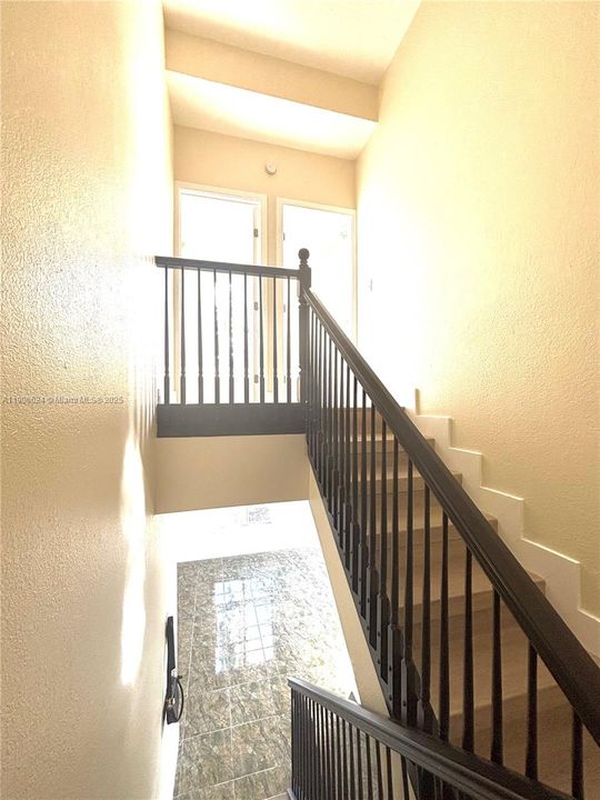 Recently Rented: $2,275 (2 beds, 3 baths, 1560 Square Feet)