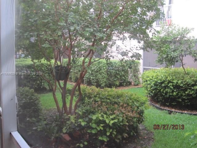 For Rent: $2,800 (3 beds, 2 baths, 1260 Square Feet)