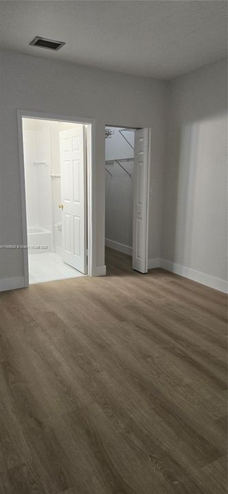 For Rent: $2,800 (3 beds, 2 baths, 1260 Square Feet)