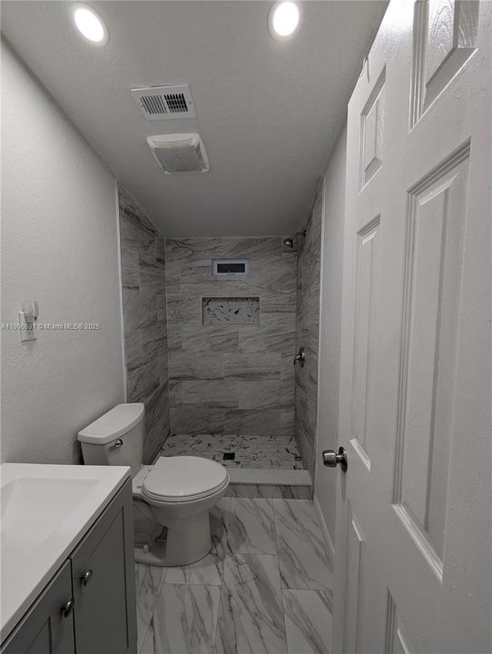 For Sale: $130,000 (4 beds, 2 baths, 1450 Square Feet)