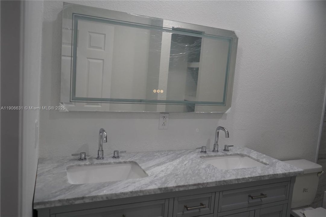 For Sale: $130,000 (4 beds, 2 baths, 1450 Square Feet)