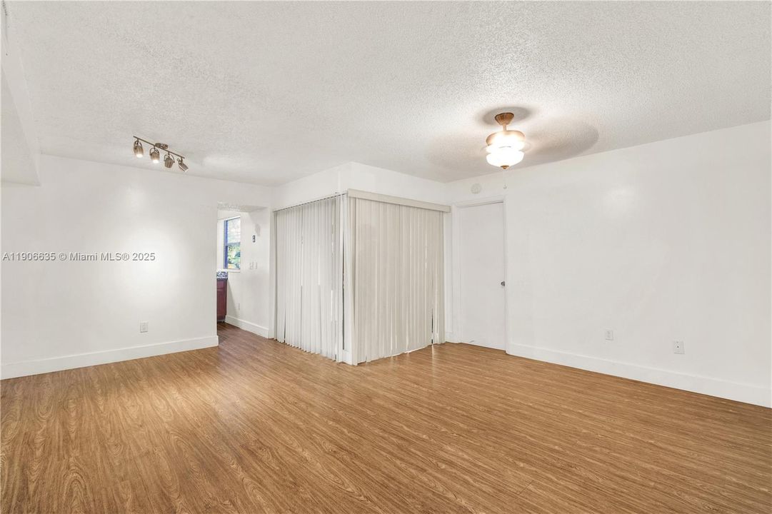 En Renta: $1,550 (1 camas, 1 baños, 685 Pies cuadrados)