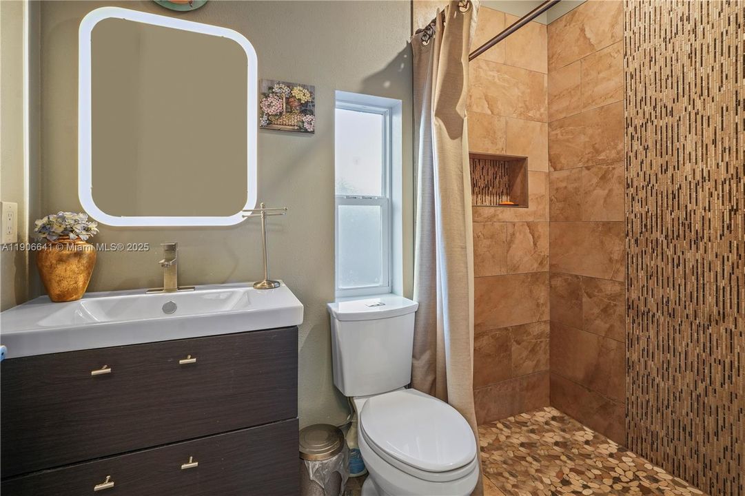 En Venta: $262,500 (3 camas, 2 baños, 0 Pies cuadrados)