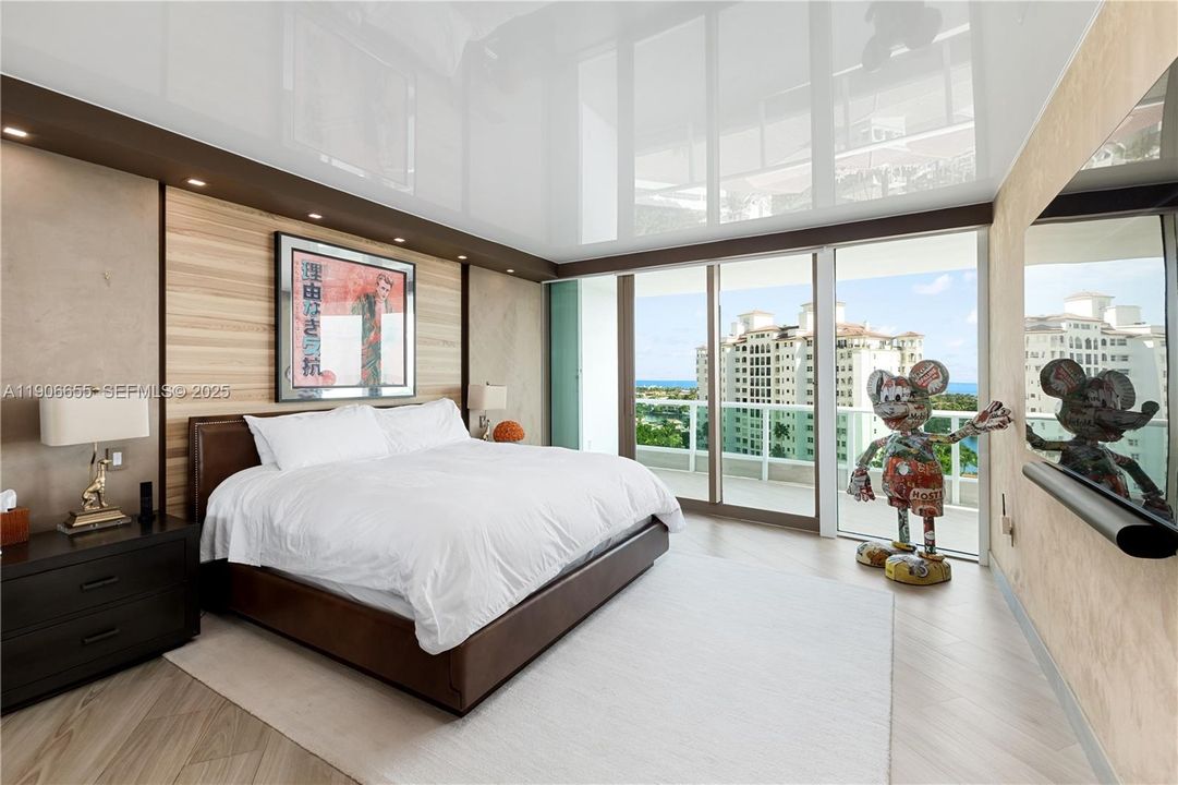 For Sale: $4,250,000 (2 beds, 2 baths, 2390 Square Feet)