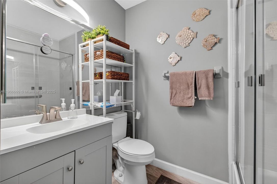 For Sale: $299,000 (3 beds, 2 baths, 1115 Square Feet)