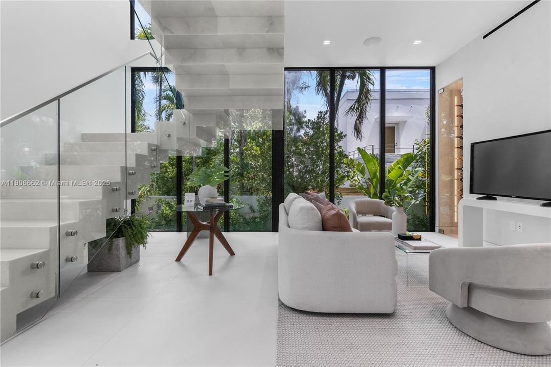 For Sale: $6,200,000 (5 beds, 4 baths, 3646 Square Feet)