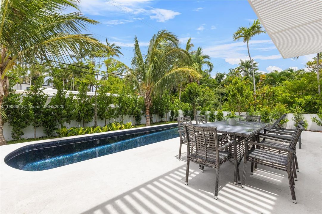 For Sale: $6,200,000 (5 beds, 4 baths, 3646 Square Feet)