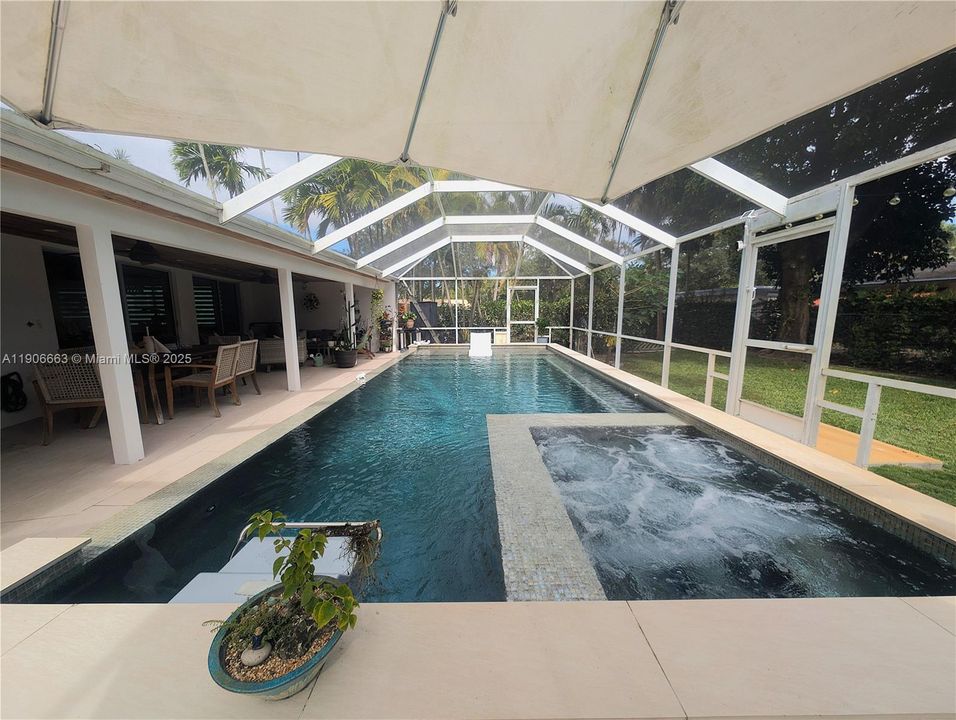 Active With Contract: $1,200,000 (3 beds, 3 baths, 1808 Square Feet)