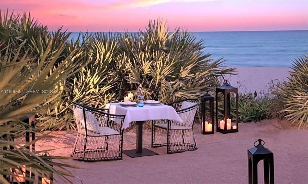 For Sale: $900,000 (2 beds, 2 baths, 1201 Square Feet)