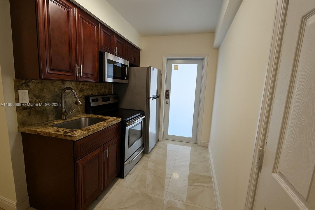 For Rent: $1,650 (1 beds, 1 baths, 0 Square Feet)