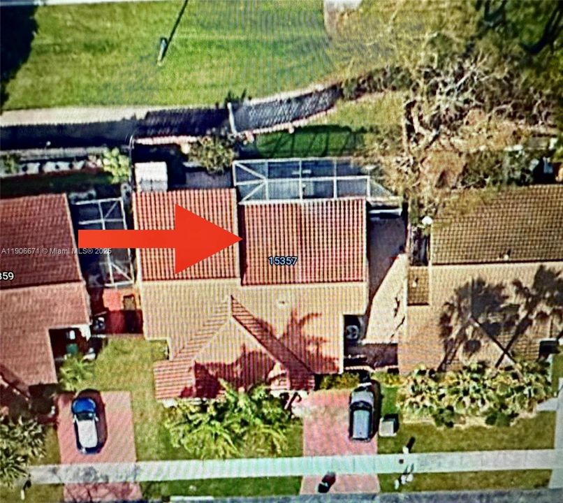 合同活跃: $660,000 (4 贝兹, 2 浴室, 1814 平方英尺)