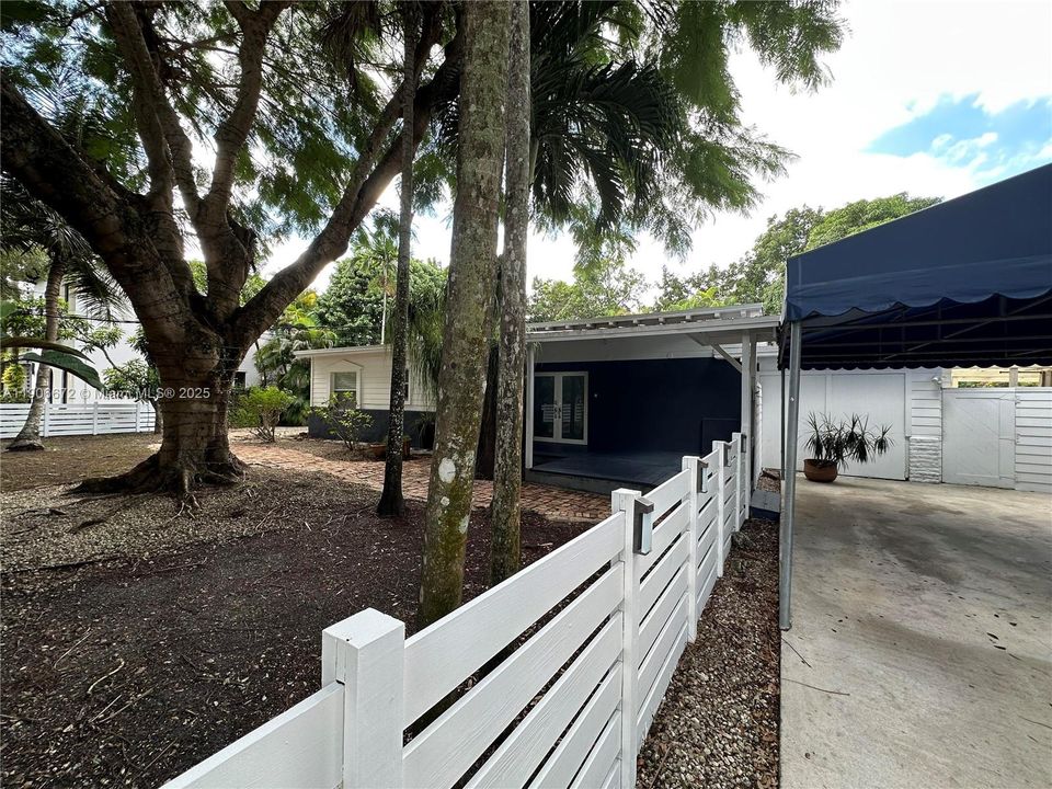 For Rent: $5,800 (4 beds, 3 baths, 2167 Square Feet)