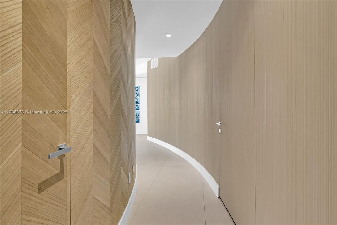 Active With Contract: $16,000 (2 beds, 2 baths, 1628 Square Feet)