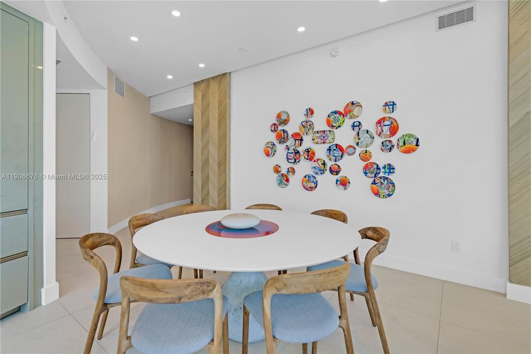 Active With Contract: $16,000 (2 beds, 2 baths, 1628 Square Feet)