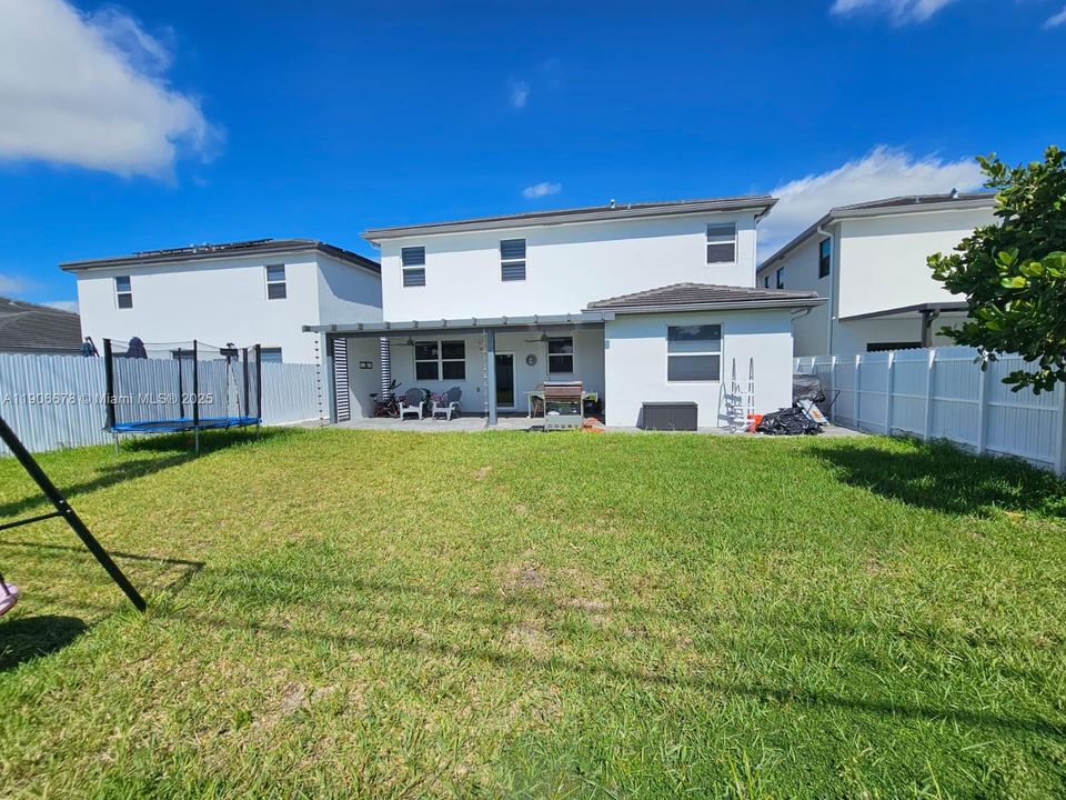 В аренду: $3,725 (4 спален, 2 ванн, 3349 Квадратных фут)