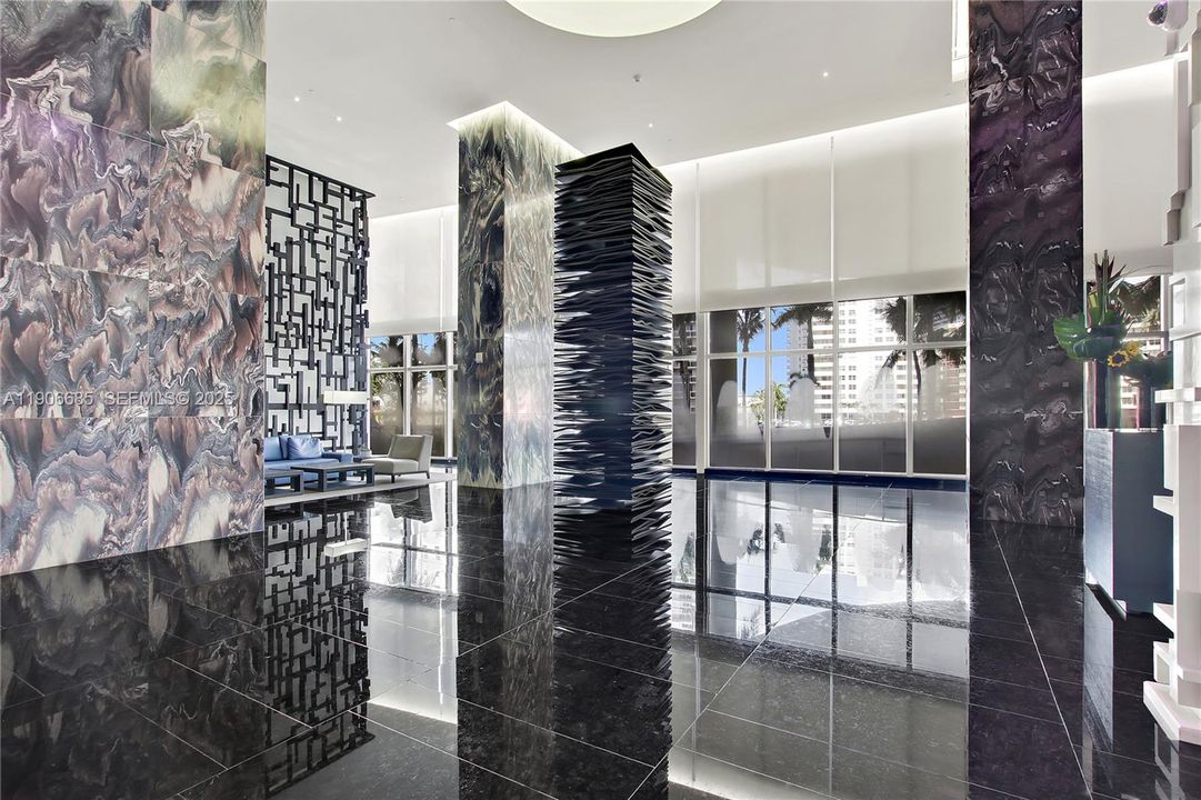 For Rent: $5,300 (3 beds, 3 baths, 1571 Square Feet)