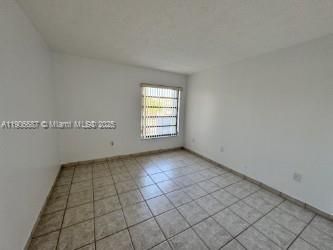For Rent: $2,250 (2 beds, 2 baths, 1170 Square Feet)