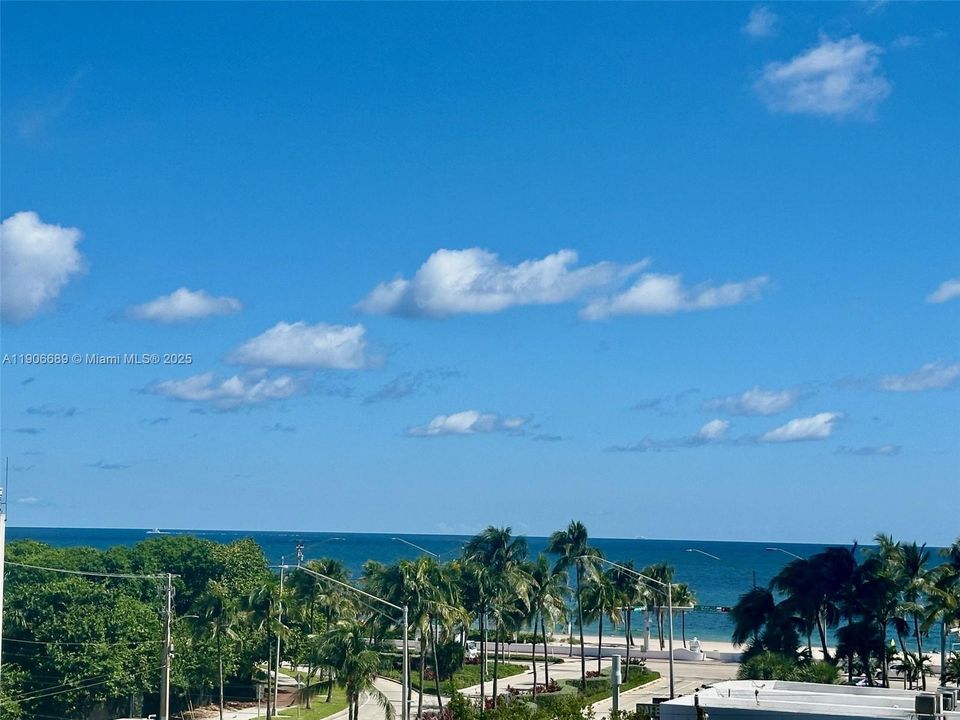 For Sale: $214,999 (0 beds, 1 baths, 400 Square Feet)