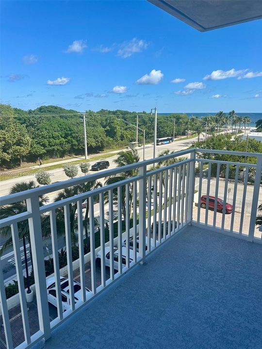 For Sale: $214,999 (0 beds, 1 baths, 400 Square Feet)