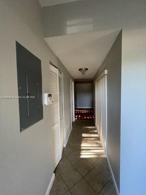 合同活跃: $2,600 (3 贝兹, 2 浴室, 1420 平方英尺)