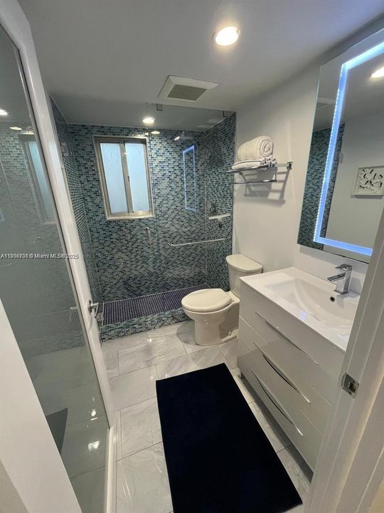 Recently Rented: $2,550 (2 beds, 2 baths, 1020 Square Feet)