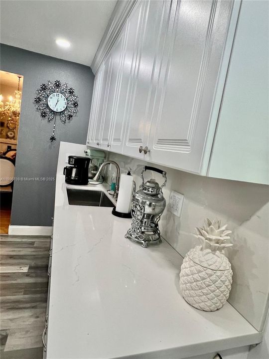 На продажу: $369,900 (2 спален, 2 ванн, 1523 Квадратных фут)