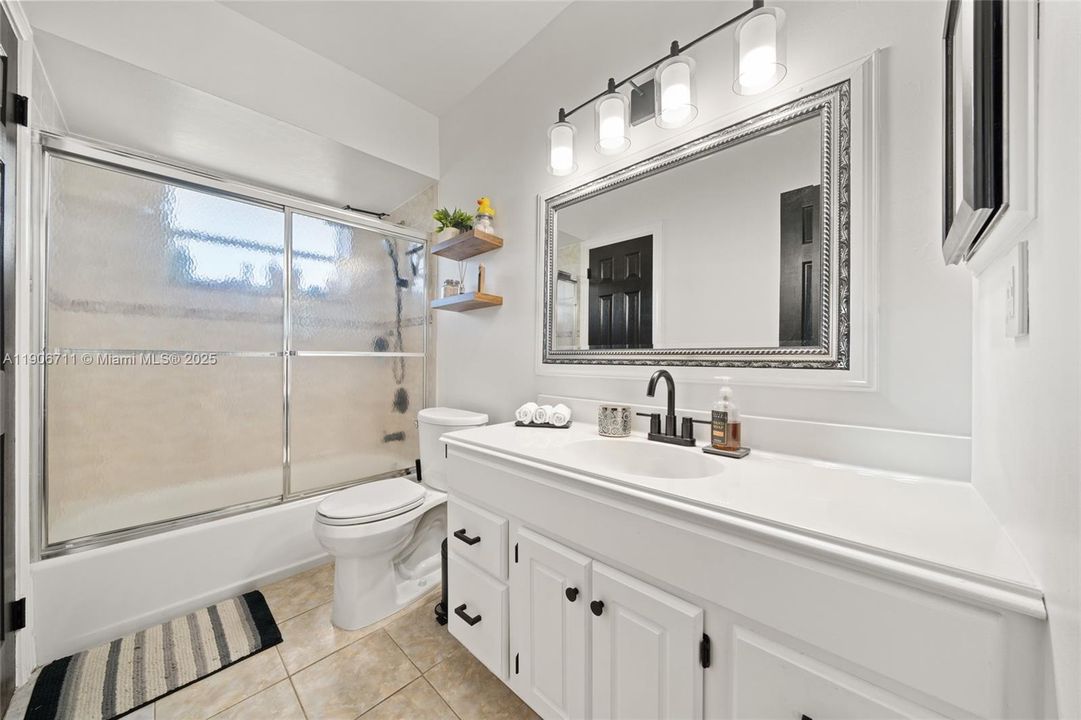 En Venta: $121,900 (1 camas, 1 baños, 684 Pies cuadrados)