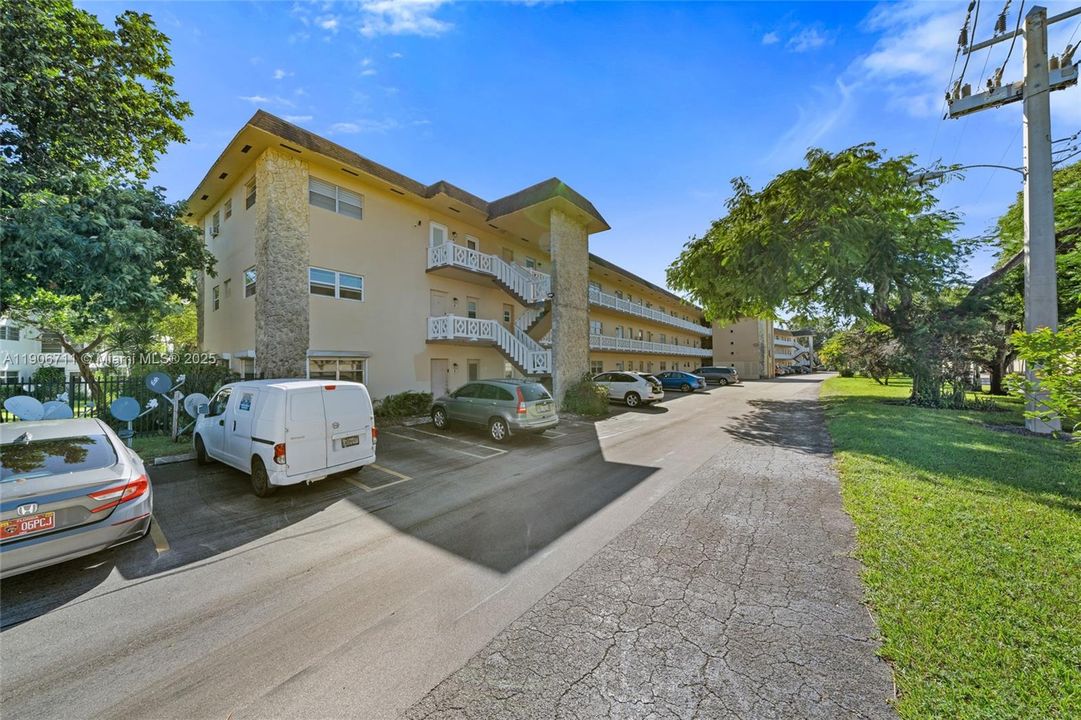 En Venta: $121,900 (1 camas, 1 baños, 684 Pies cuadrados)