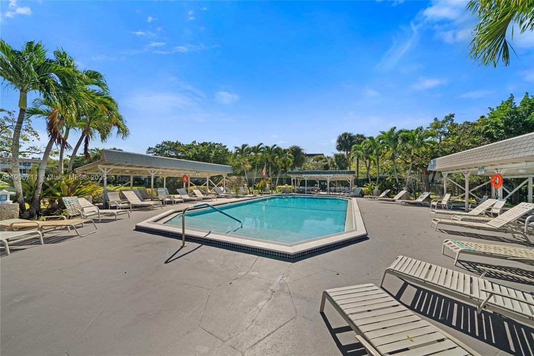 En Venta: $121,900 (1 camas, 1 baños, 684 Pies cuadrados)