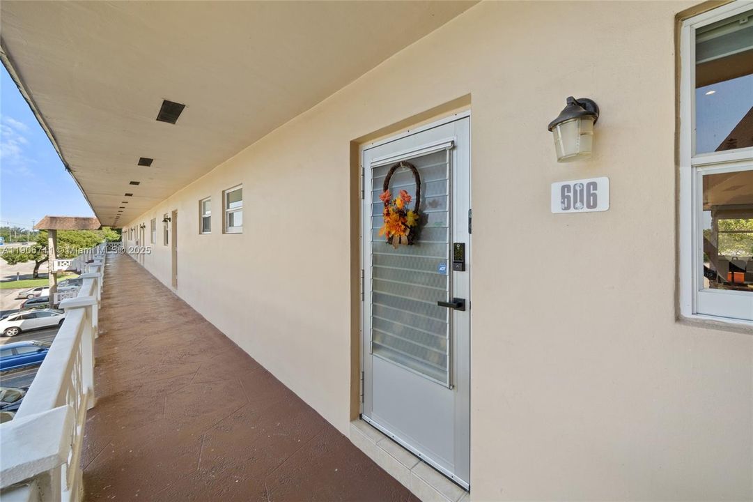 En Venta: $121,900 (1 camas, 1 baños, 684 Pies cuadrados)