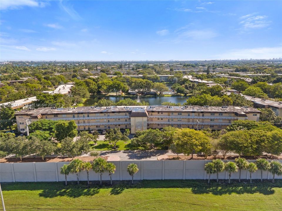 En Venta: $121,900 (1 camas, 1 baños, 684 Pies cuadrados)