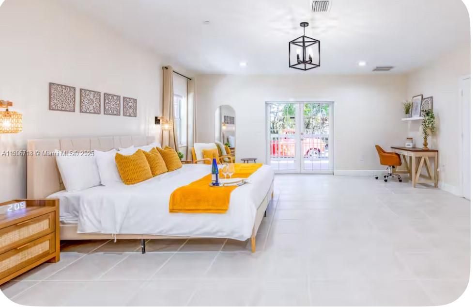 For Sale: $1,400,000 (3 beds, 2 baths, 0 Square Feet)