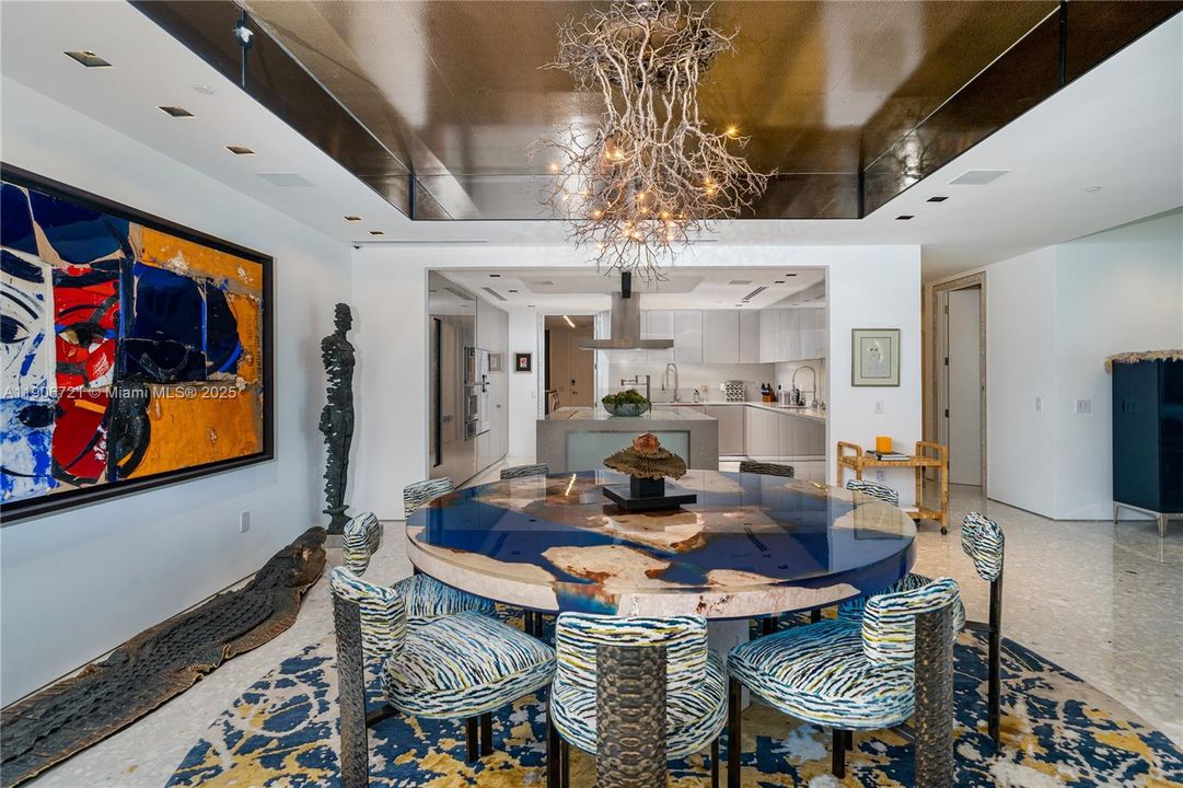 待售: $13,500,000 (4 贝兹, 4 浴室, 3752 平方英尺)