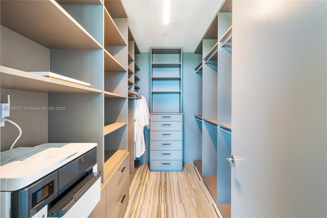 待售: $13,500,000 (4 贝兹, 4 浴室, 3752 平方英尺)