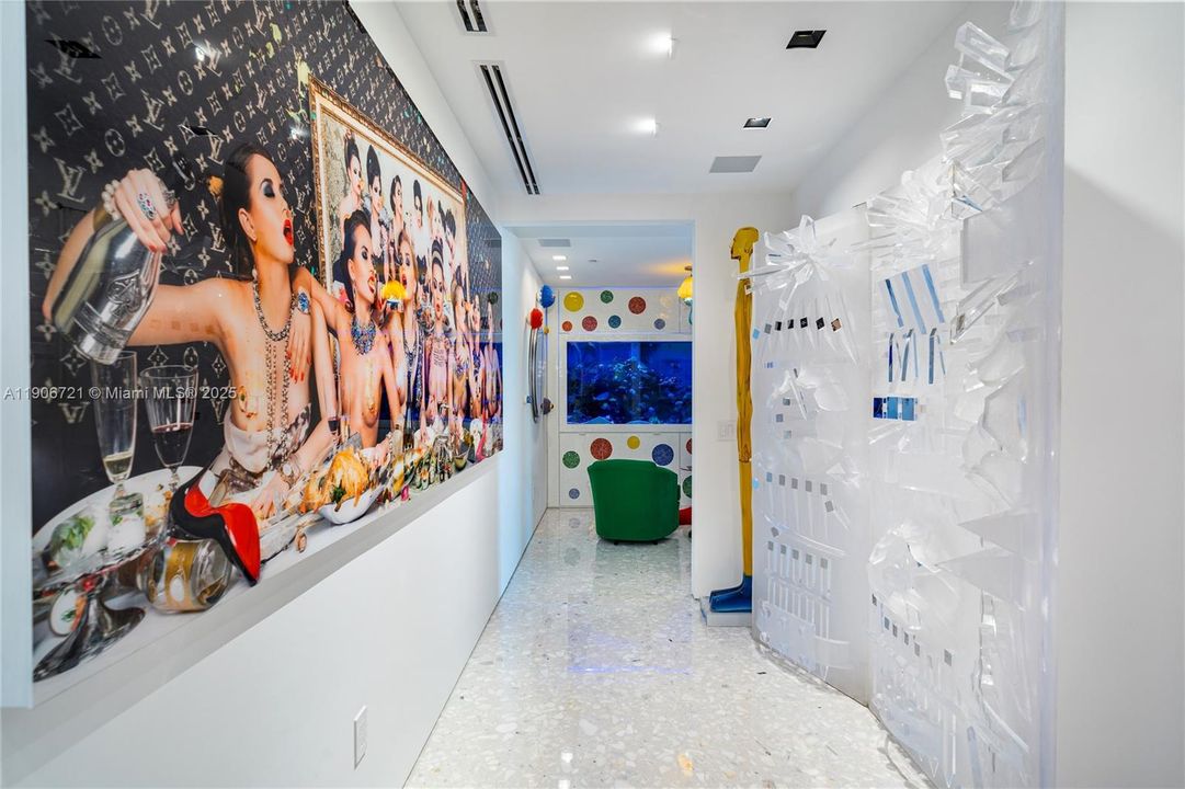 待售: $13,500,000 (4 贝兹, 4 浴室, 3752 平方英尺)