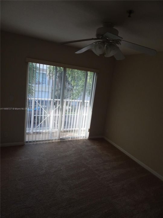 For Rent: $2,500 (2 beds, 2 baths, 1185 Square Feet)