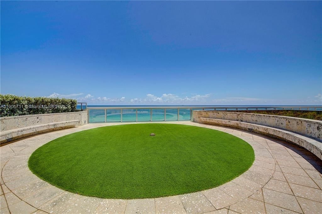 В аренду: $19,000 (2 спален, 2 ванн, 1290 Квадратных фут)