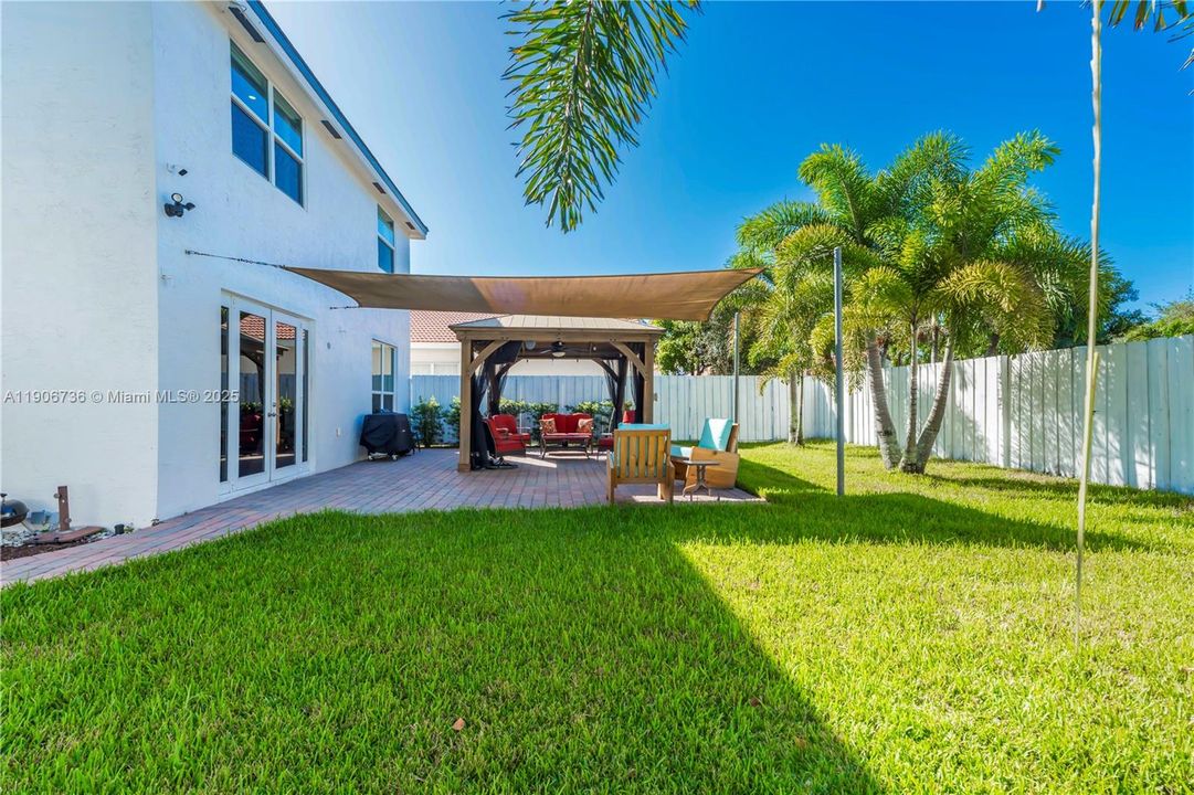 Active With Contract: $595,000 (3 beds, 2 baths, 1660 Square Feet)