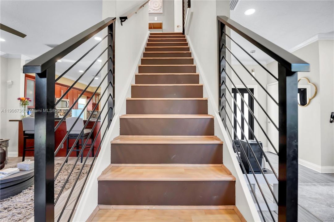 Active With Contract: $595,000 (3 beds, 2 baths, 1660 Square Feet)