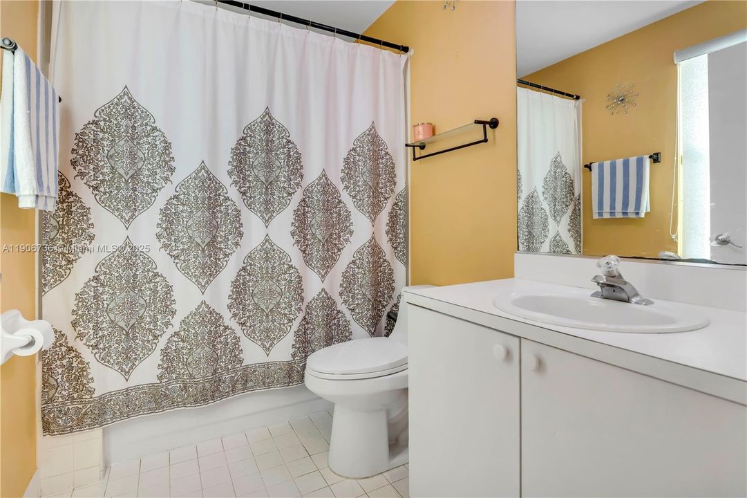 Active With Contract: $595,000 (3 beds, 2 baths, 1660 Square Feet)