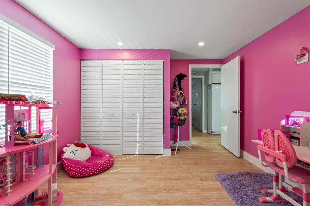 For Sale: $215,000 (3 beds, 2 baths, 0 Square Feet)