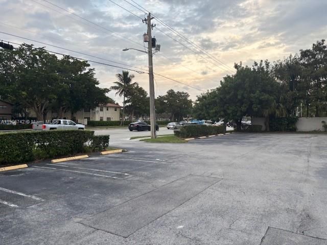 For Rent: $1,875 (2 beds, 2 baths, 848 Square Feet)