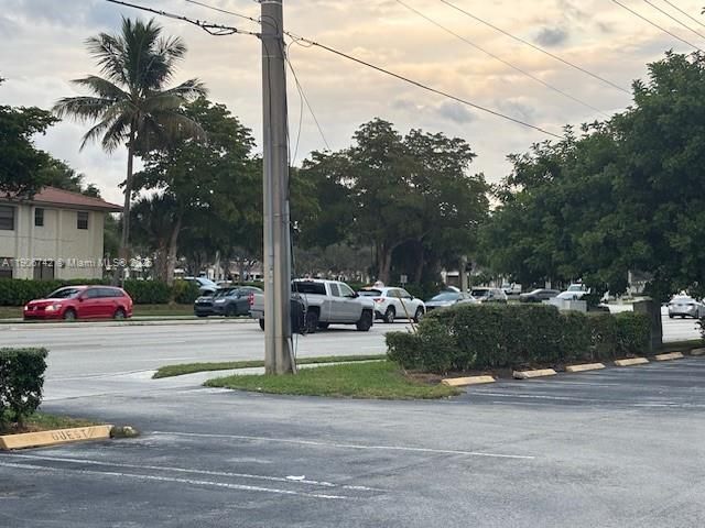 For Rent: $1,875 (2 beds, 2 baths, 848 Square Feet)