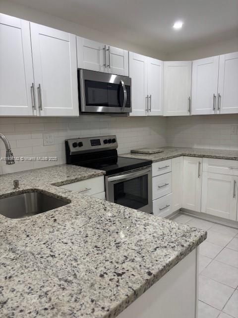 For Rent: $1,875 (2 beds, 2 baths, 848 Square Feet)