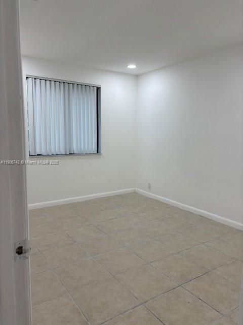 For Rent: $1,875 (2 beds, 2 baths, 848 Square Feet)